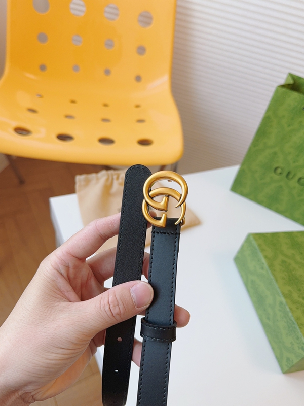 スーパーコピーグッチベルト内部構造